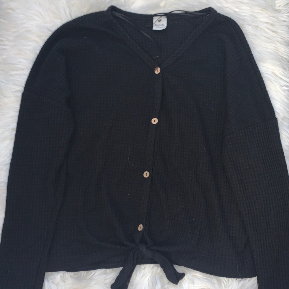Black waffle long sleeve